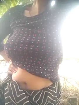 Amaya Bajwa online show from 12.02.25