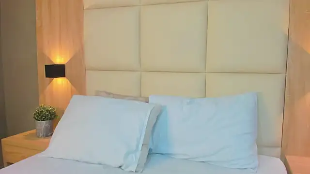 antonella cutie  online show from 12.18.25