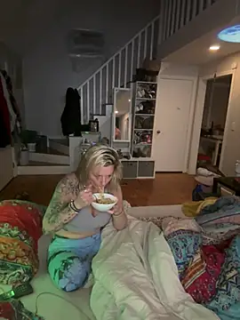 kittiekatieyogi online show from 02.10.25