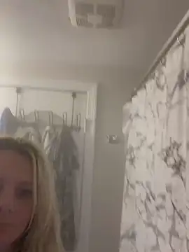 kittiekatieyogi online show from 02.28.25