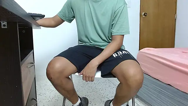 zeus 2025  online show from 01.16.25