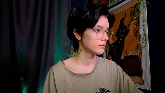 Hyeon Jin online show from 01.04.25