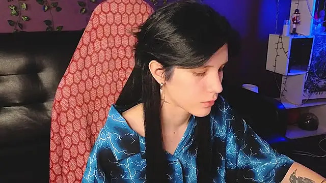 Hyeon Jin online show from 02.13.25