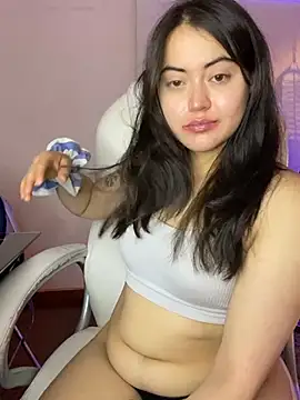 Snapshot of Camila_pinkk chatting on 06.19.26 Camila pinkk online show from 06.19.26