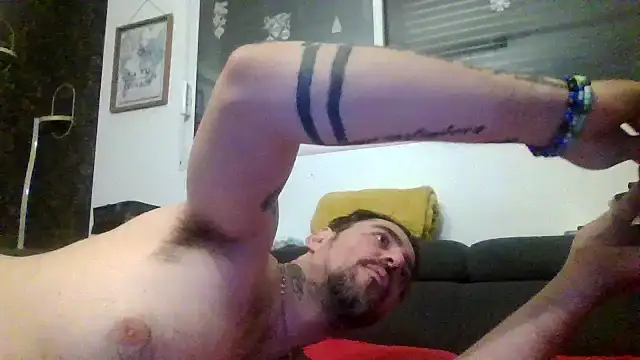 thefrenchkiss25 online show from 02.03.26