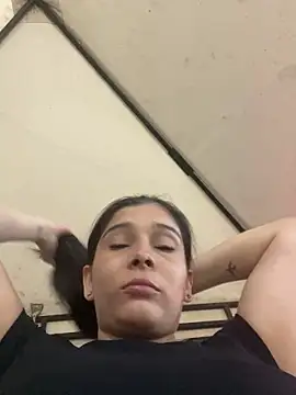 Snapshot of MilaRux chatting on 01.15.25 MilaRux online show from 01.15.25