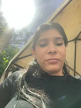 Snapshot of MilaRux chatting on 03.05.25 MilaRux online show from 03.05.25