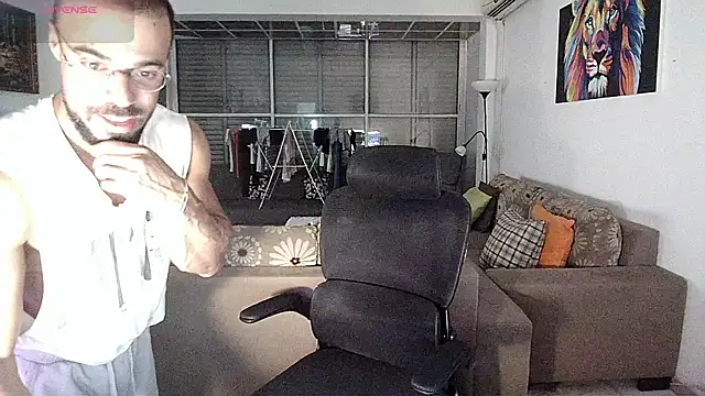 Snapshot of todddantes25 chatting on 11.01.25 todddantes25 online show from 11.01.25