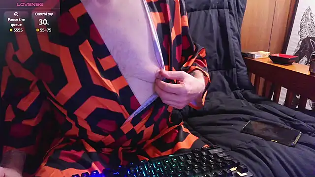 Snapshot of fractal74 chatting on 01.19.25 fractal74 online show from 01.19.25