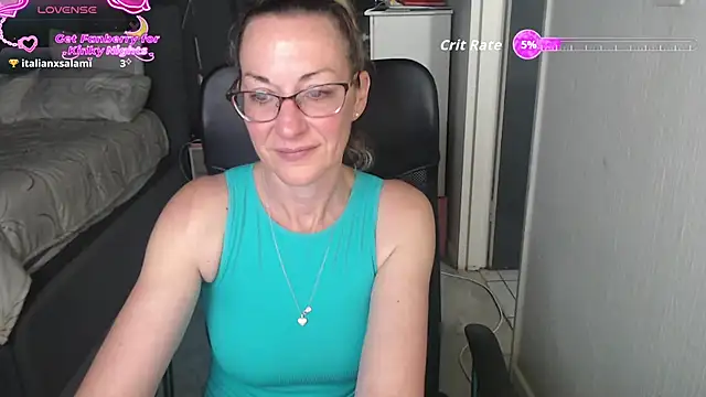 Snapshot of boeslaboes1 chatting on 12.03.25 boeslaboes1 online show from 12.03.25