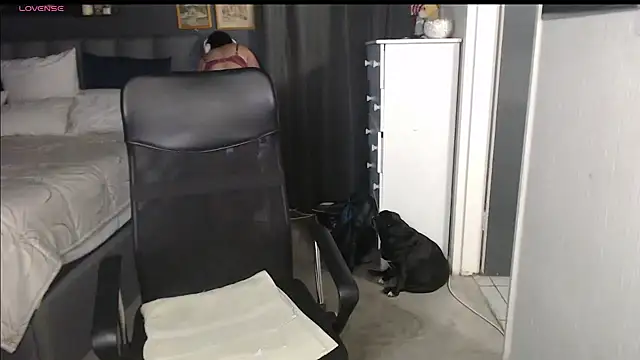 Snapshot of boeslaboes1 chatting on 01.12.26 boeslaboes1 online show from 01.12.26