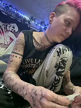 trashbrat online show from 04.01.26