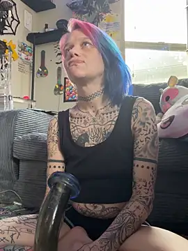 trashbrat online show from 04.24.26