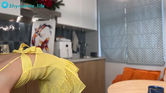 Snapshot of Shyrubate chatting on 02.26.26 Shyrubate online show from 02.26.26