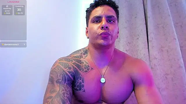 Maximoscott online show from 01.27.25