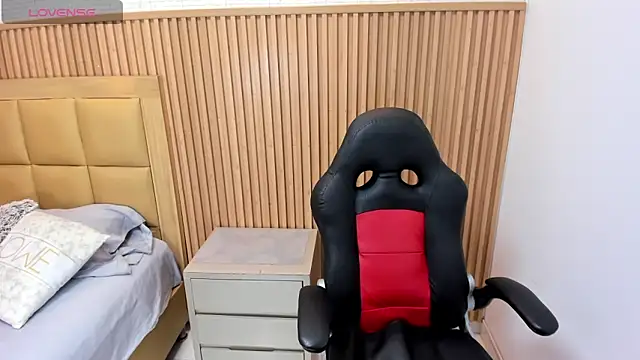 Snapshot of FLEURGRECO chatting on 01.14.26 FLEURGRECO online show from 01.14.26