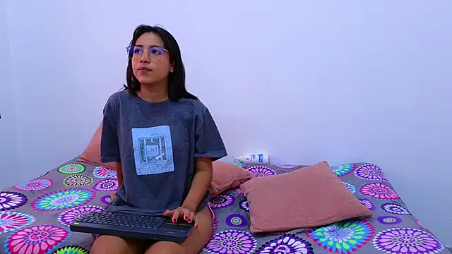 Ana and Leo online show from 01.23.25