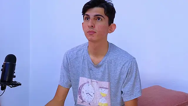 Ana and Leo online show from 02.06.25