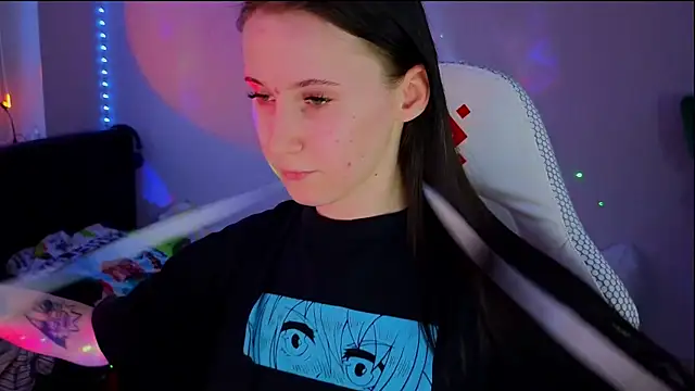 mon lola online show from 03.13.25