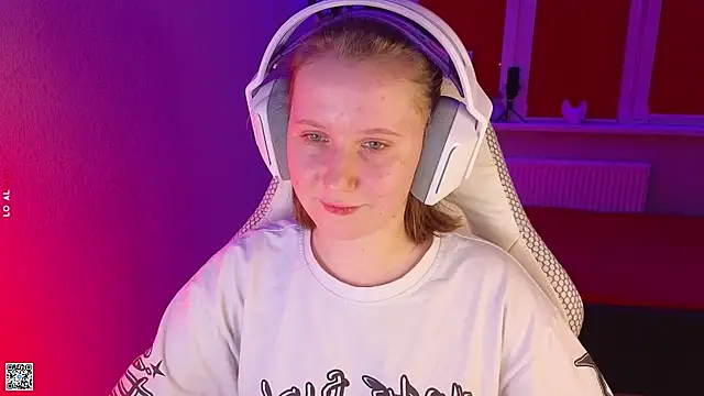 mon lola online show from 10.22.25