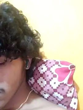 CosmicEmuu online show from 02.03.25