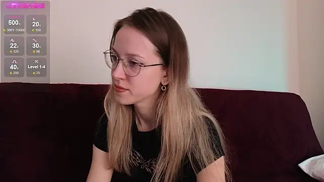 Snapshot of MaryBliss chatting on 09.27.25 MaryBliss online show from 09.27.25