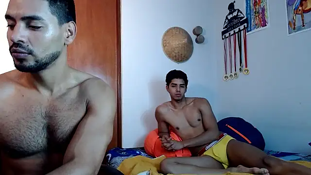 HOTLATINO2025 online show from 01.15.26