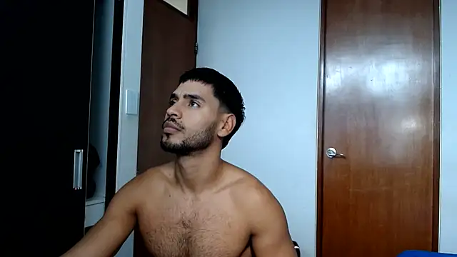 HOTLATINO2025 online show from 05.26.26