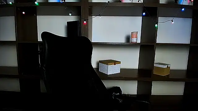 Lexi Jous online show from 02.18.25