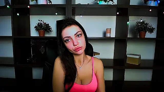Lexi Jous online show from 02.19.25