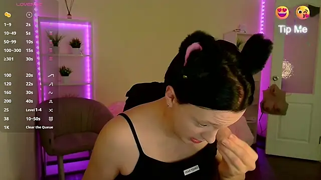 DianaRadrigo online show from 01.21.25