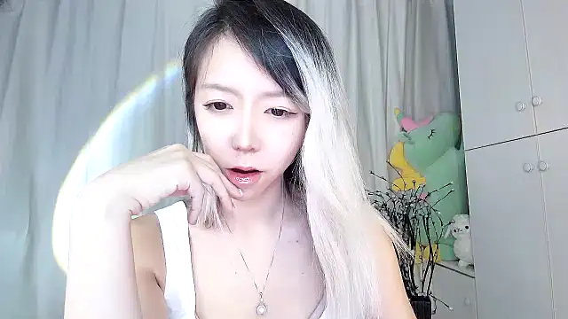 Snapshot of Ciri-CC chatting on 02.27.25 Ciri-CC online show from 02.27.25