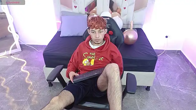 Axel tay online show from 02.21.25