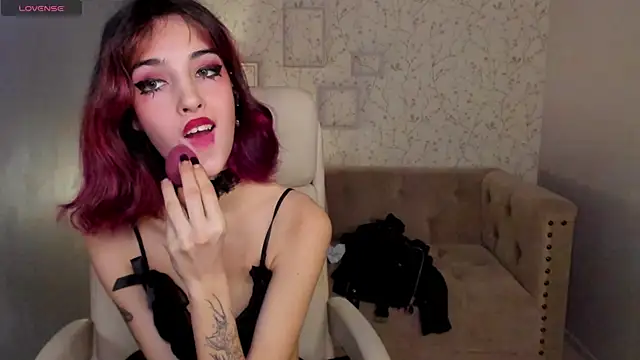 Snapshot of Ink__pleasure chatting on 01.24.25 Ink  pleasure online show from 01.24.25