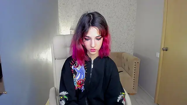 Snapshot of Ink__pleasure chatting on 01.25.25 Ink  pleasure online show from 01.25.25