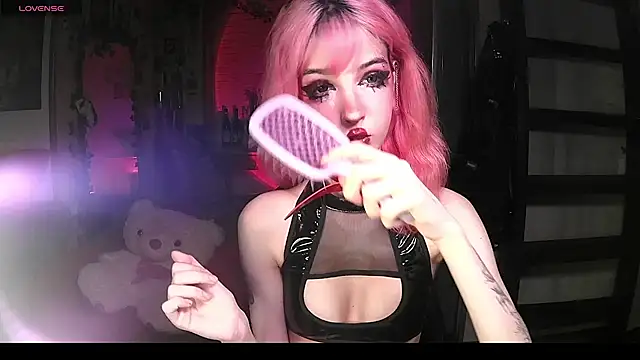 Snapshot of Ink__pleasure chatting on 09.24.25 Ink  pleasure online show from 09.24.25