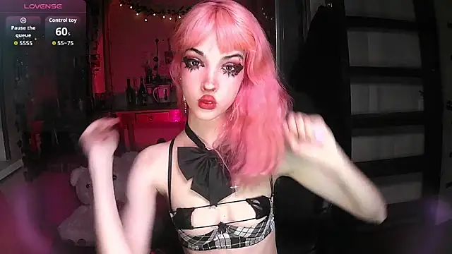 Snapshot of Ink__pleasure chatting on 10.25.25 Ink  pleasure online show from 10.25.25