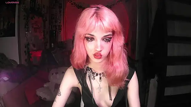 Snapshot of Ink__pleasure chatting on 10.27.25 Ink  pleasure online show from 10.27.25