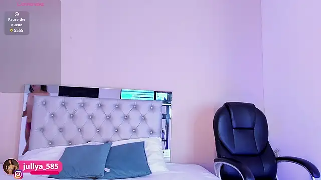 Jullya x online show from 01.30.25