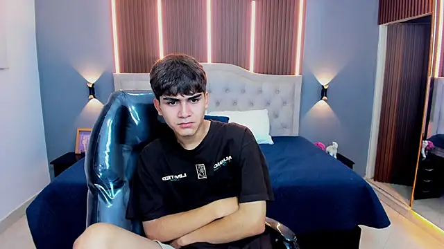 Tommy18   online show from 11.15.25