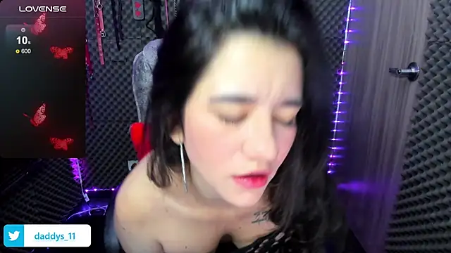 Snapshot of lilihot_ chatting on 01.14.25 lilihot  online show from 01.14.25