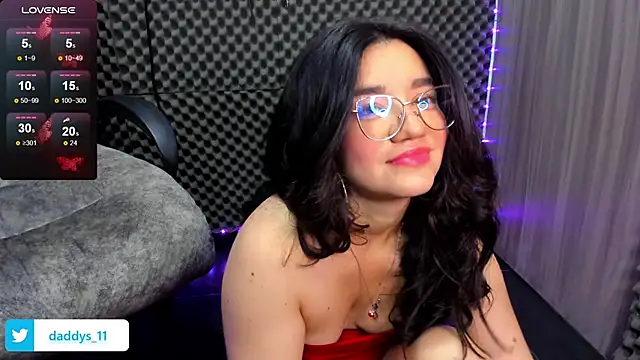 Snapshot of lilihot_ chatting on 03.19.25 lilihot  online show from 03.19.25