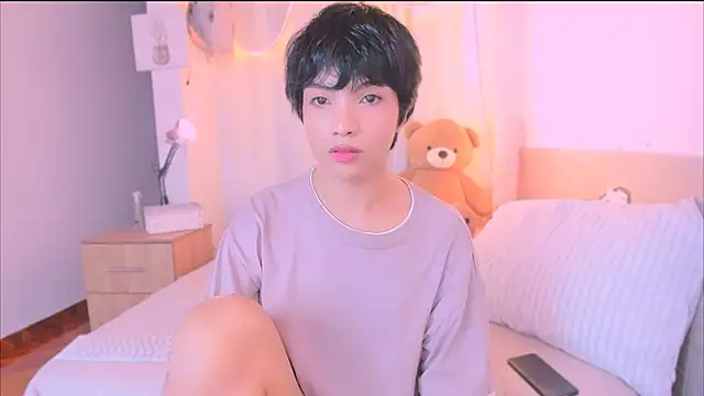 AllanYong18 online show from 11.01.25