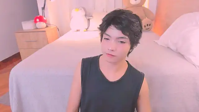 Snapshot of AllanYong18 chatting on 02.17.26 AllanYong18 online show from 02.17.26