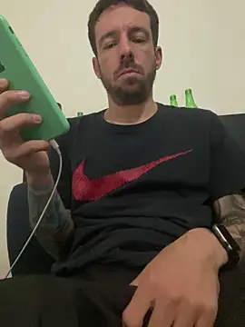 Snapshot of BCFZD chatting on 03.19.25 BCFZD online show from 03.19.25