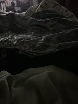 Snapshot of BCFZD chatting on 09.27.25 BCFZD online show from 09.27.25