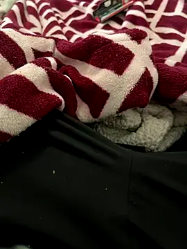 Snapshot of BCFZD chatting on 11.12.25 BCFZD online show from 11.12.25