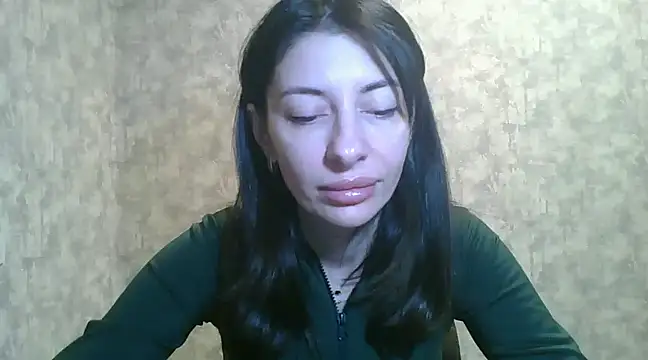 LissaBlossom online show from 01.19.25