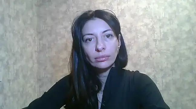 LissaBlossom online show from 01.20.25