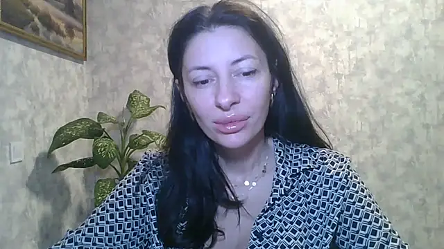 LissaBlossom online show from 09.28.25